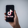 How to Adjust the Zoom on Your TikTok Webcam